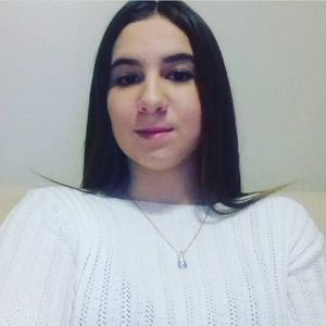 Meet your Posher, Gabriela